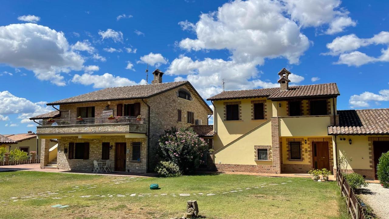 La Sorgente Del Subasio Assis Exterior foto
