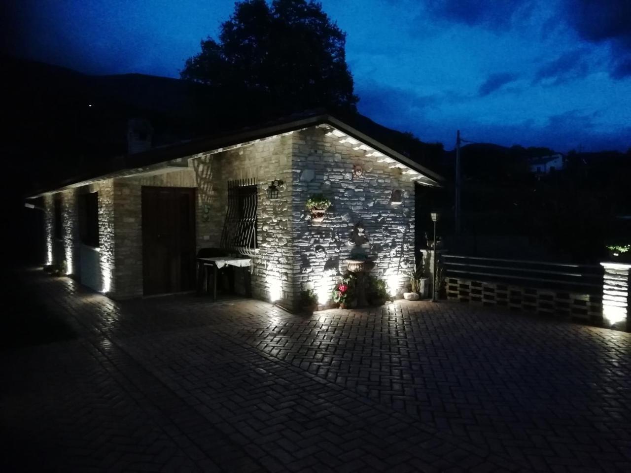La Sorgente Del Subasio Assis Exterior foto